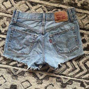 Levi 501 Cutoff Jeans size 23